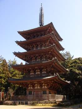 醍醐寺五重の塔.jpg